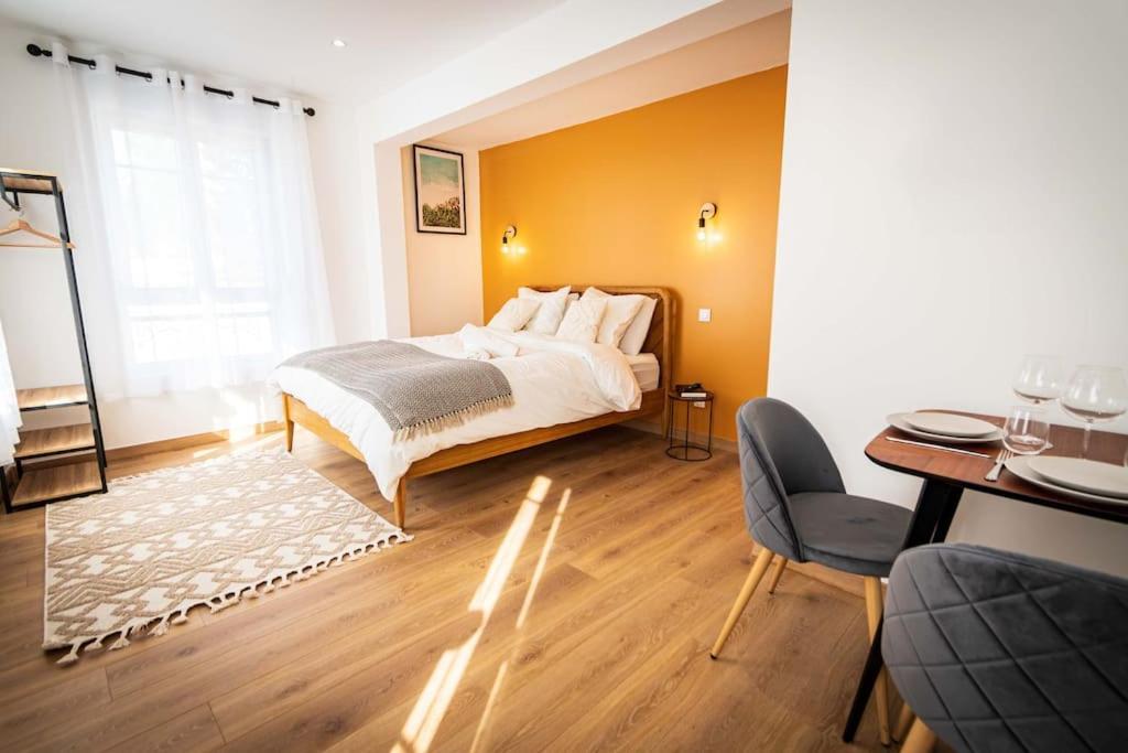L'Albatros 006 - Hypercentre * Cosy * Wifi Appartement Saint-Quentin  Buitenkant foto